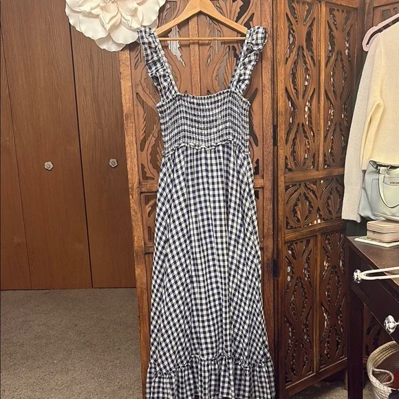 Max Studio Navy and White Gingham Smocked Maxi Dress - Picture 4 of 7